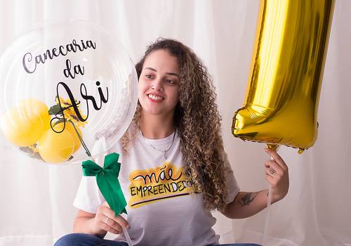 Comercial de Canecaria da Ari 