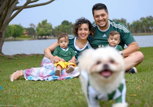 Familia de ENSAIO  |  PIETRO E BERNARDO