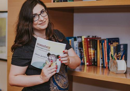 Corporativa de Janaina Spolidorio