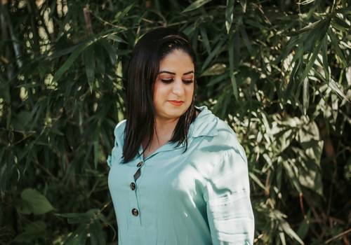 Feminino de Gisele Lourenço