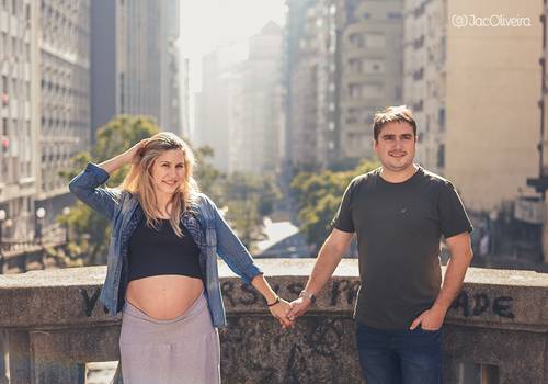 Gestantes de Ensaio de Gestante no Centro de Porto Alegre - Fabíola esperando Beatriz