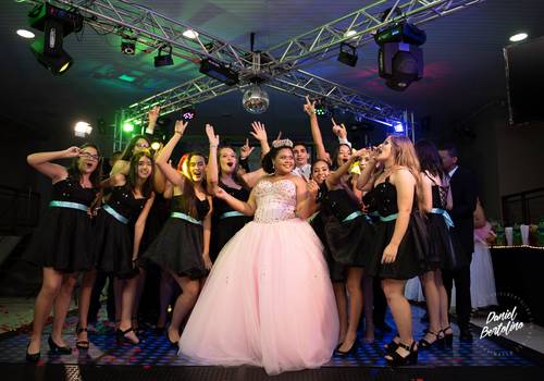 Debutante de AMANDA