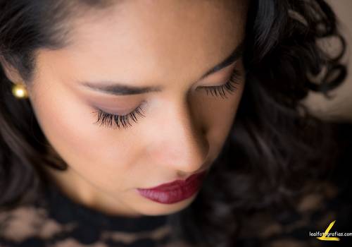 Feminino de Ana Carolina Leal