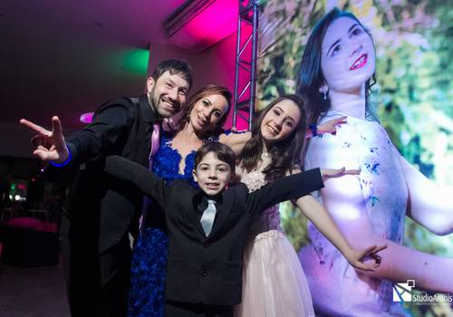 Bar e Bat Mitzvah de Bat Mitzvah Laura