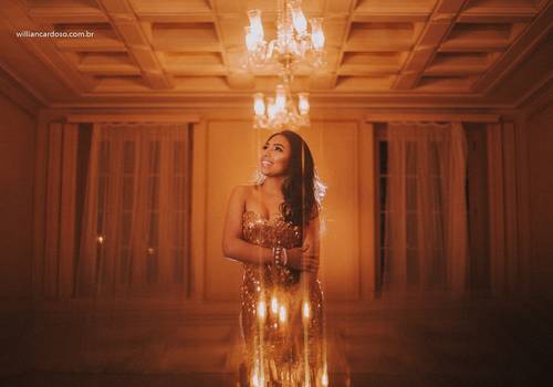 Fifteen Book de Ensaio 15 Anos- Rhania