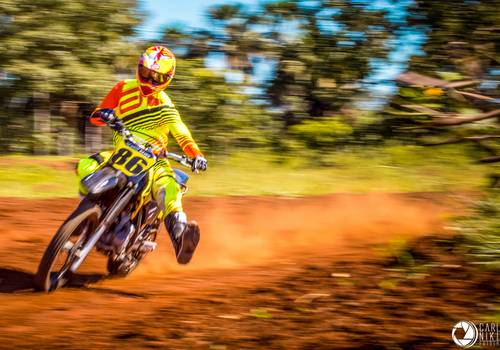 Ensaios de Ricardo Naves - Ensaio de Motocross
