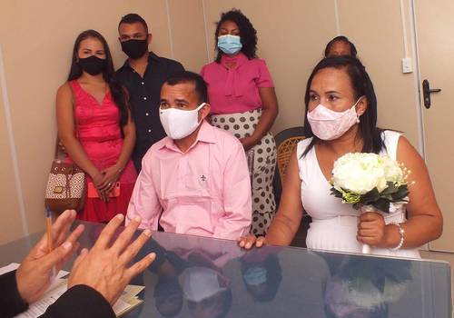 Casamento em cartório de Kátia e Edenilson