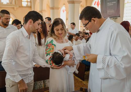 Batismo de Batismo da Alice na Igreja de São Sebastião (matriz) de São Gotardo.