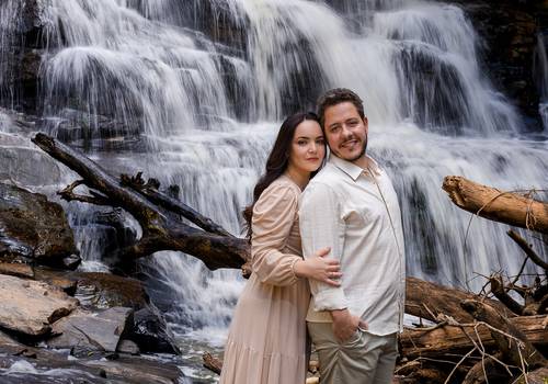 Pré Wedding de Ensaio de Casal na Cachoeira do Indaiazinho