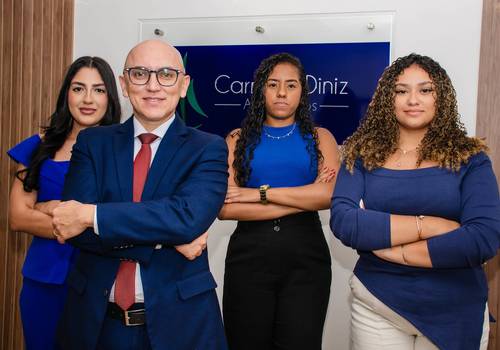 Corporativo de Carneiro Diniz Advogados