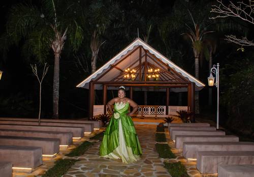 15 anos de Julia Camargo