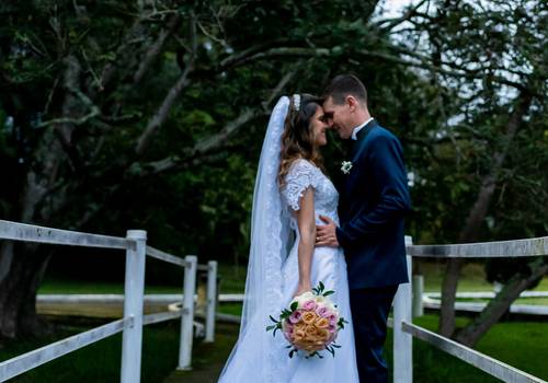 Casamentos de Casamento Patrícia e Danilo - Igreja São José Operário - Pouso Alegre - MG 