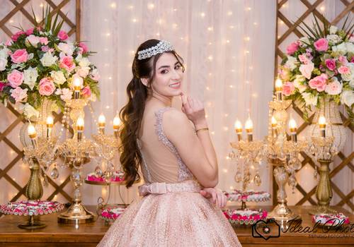 Aniversários  de ANA LAURA 15 ANOS