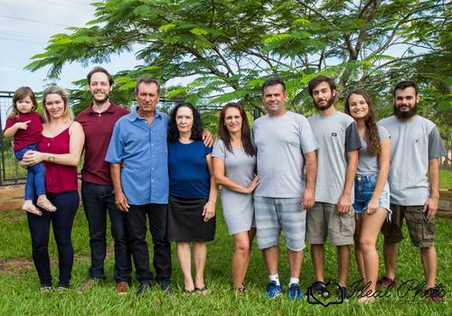 Famílias de Izóe com sua Família