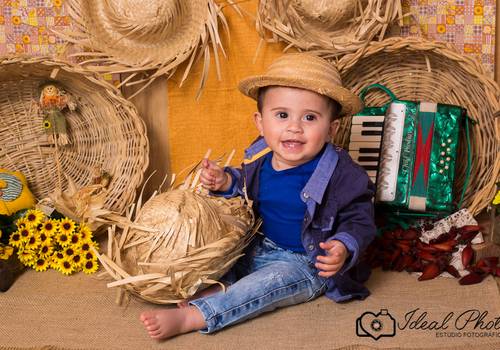 Ensaios  de JOÃO PEDRO 10 MESES