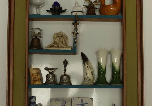 Objetos de Decoração de ARMÁRIO PARA GARIMPAR 