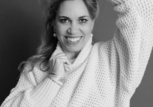 Retrato Feminino de Giuliana Machado