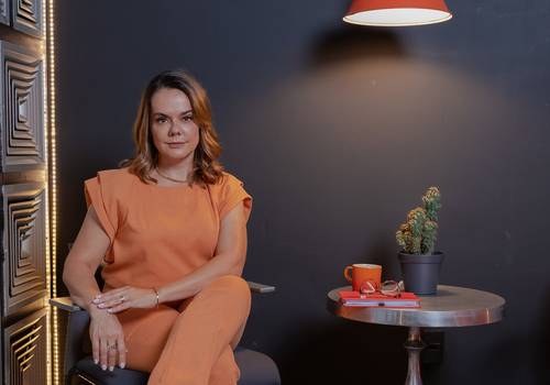 Retrato Corporativo de Ana Lidia advogada e professora