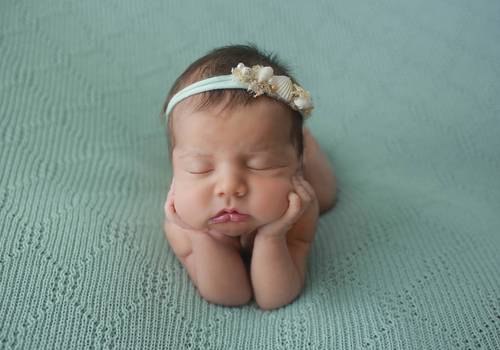 Ensaio Newborn de Greta aos 9 dias 