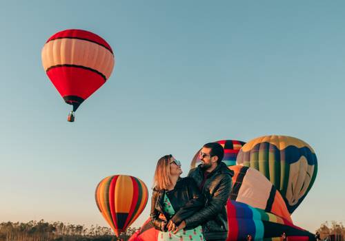 Casal de Katlyn e Giovane