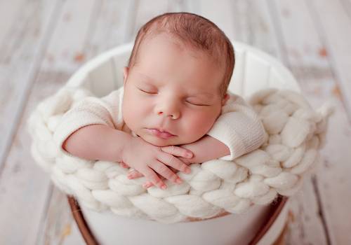 Newborn de Newborn Victor Ghael 