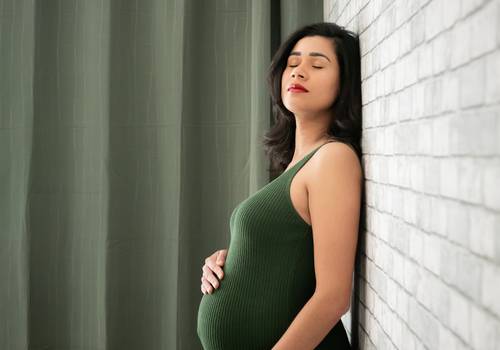 Ensaio Gestante de Alanna espera Benício