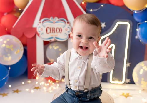 Smash the Cake de Smash the Miguel - Circo