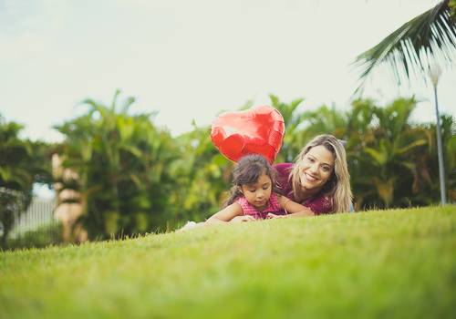 Infantil de Ensaio para o Dia das Mães