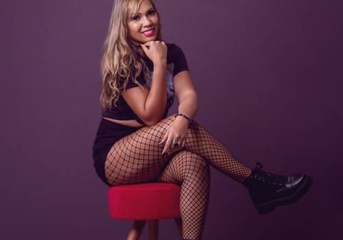 Estúdio Adulto de Ensaio Rock (30 Anos Fabiola)