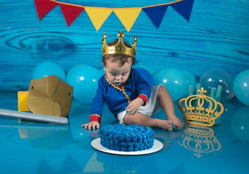 Smash the Cake de Ensaio infantil do Arthur (Rei Arthur)