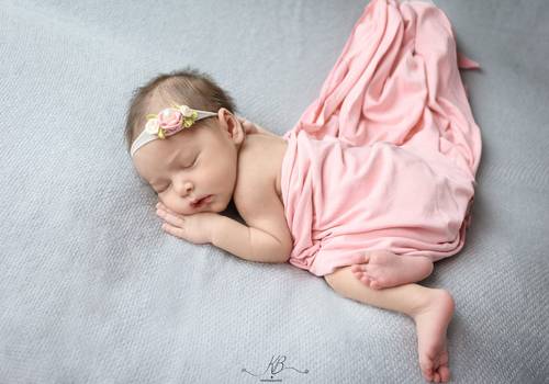 Newborn de Maelys 7 dias 