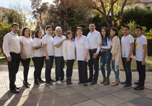 Familia de Una Gran Familia