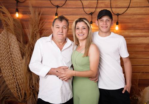 Família de Aline, Nicolas e Paulo (Especial dos Pais)