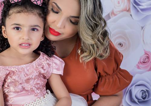 Família de Luzia (Dia das Mães)