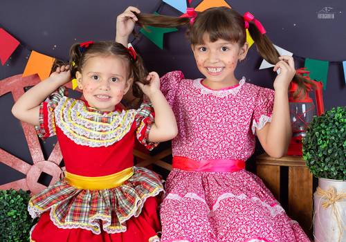 Acompanhamento de Laura e Bia