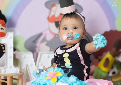 Smash the cake de Maria Alice