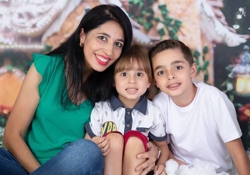 Família de Fernanda, Vitor e Heitor