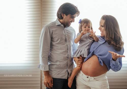 Gestante de Ensaio Fotográfico Gestante: São Paulo SP - Mayara, Thiago e Laura