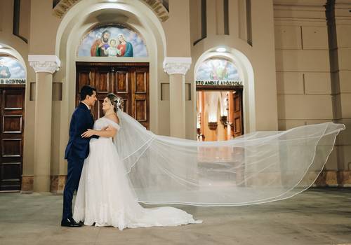 Casamentos na Igreja de Fabeline e Juliano