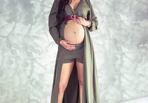 Figurinos Gestante de Vestido Verde musgo