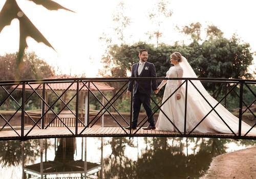 Casamentos de Bárbara e João