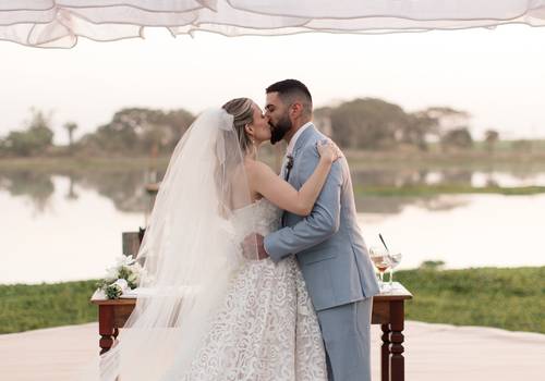 Casamentos de Ana Carolina e Jawad