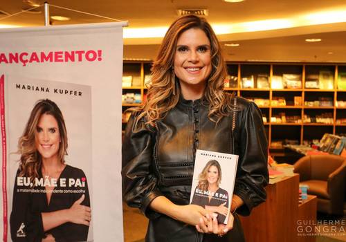 Eventos de Mariana Kupfer lançou em Campinas seu novo livro Eu, Mãe e Pai