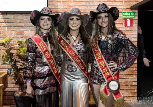 Jaguariúna Rodeo Festival de Confira a segunda noite do Jaguariúna Rodeo Festival no camarote JJA