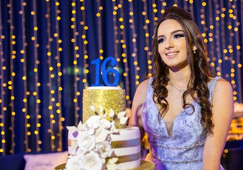 15 anos de 16 anos Mariana Sena
