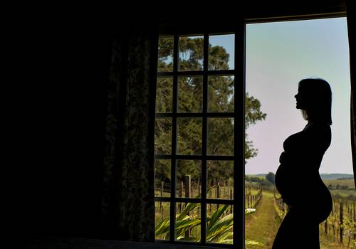 GESTANTE de ENSAIO GESTANTE | À ESPERA DE JOÃO LUCAS