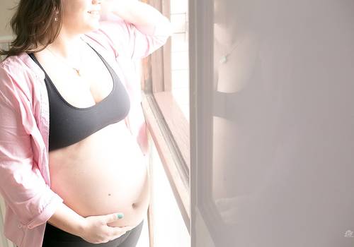 GESTANTE de ENSAIO GESTANTE | À ESPERA DE GABRIEL