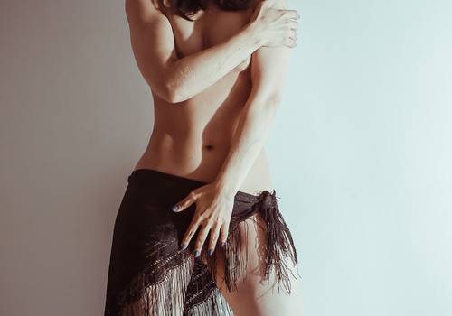 ENSAIOS LOCAÇÕES de Elis Pessotti - Crua e Nua