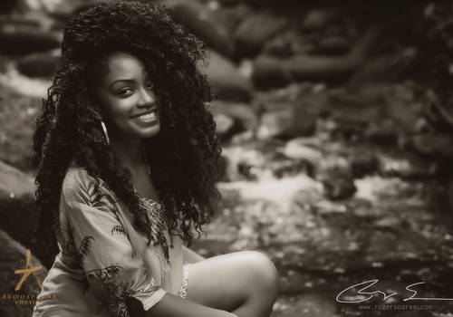 ENSAIOS EXTERNOS de Leslie Kanisha - NATURA