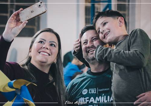 Educação de Dia da família na URI Escola, 07/08